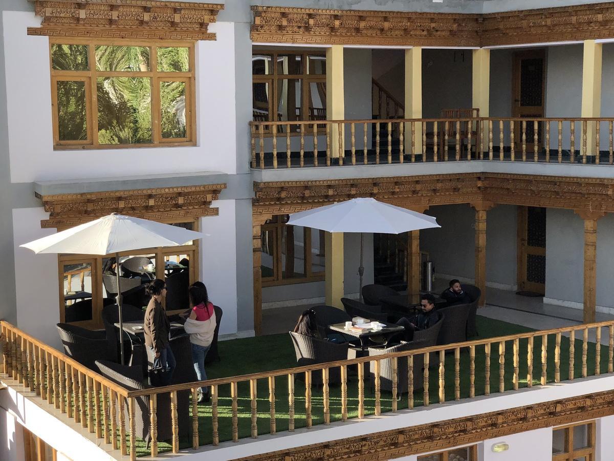 Raybo Hostel Λεχ Εξωτερικό φωτογραφία