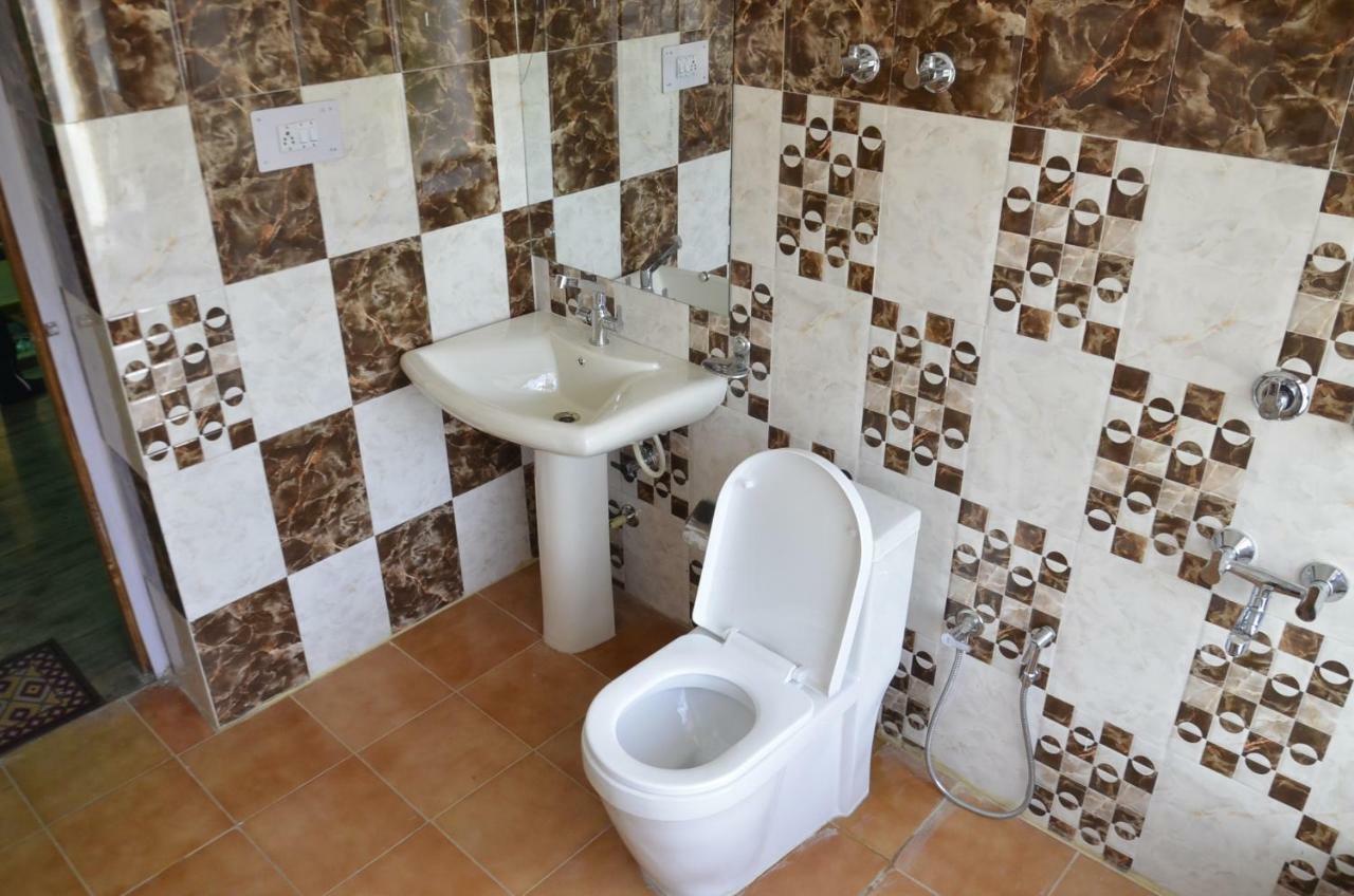 Raybo Hostel Λεχ Εξωτερικό φωτογραφία